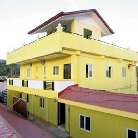 Luis Bay Travellers Lodge Coron Exterior photo