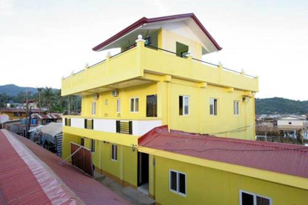 Luis Bay Travellers Lodge Coron Exterior photo